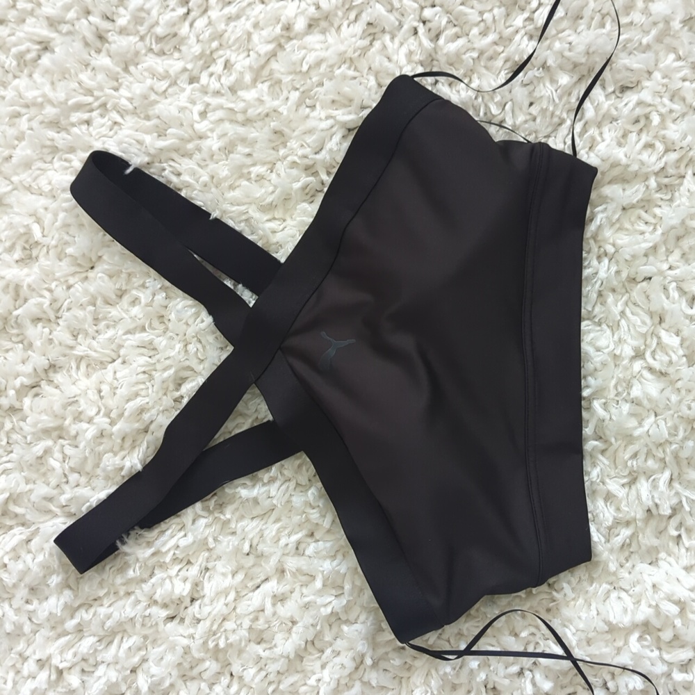 NWOT Puma sports bra